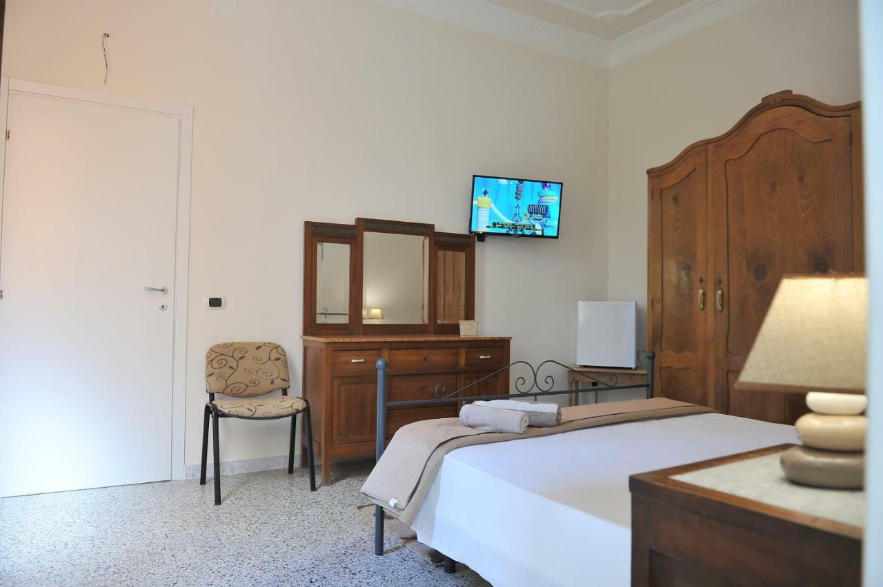 B&B Rosy Паола Екстер'єр фото