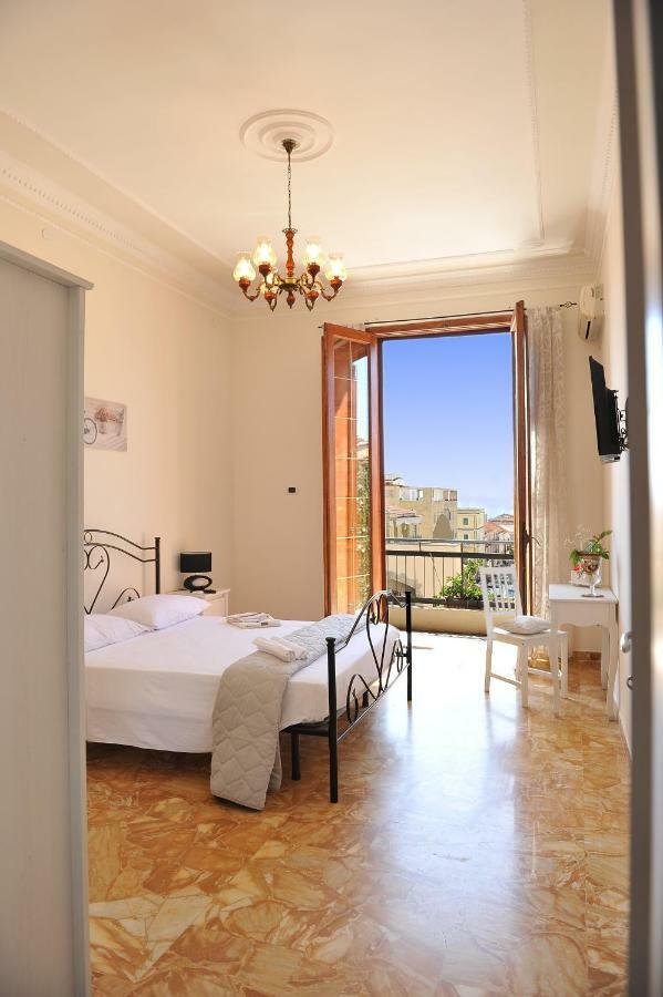 B&B Rosy Паола Екстер'єр фото