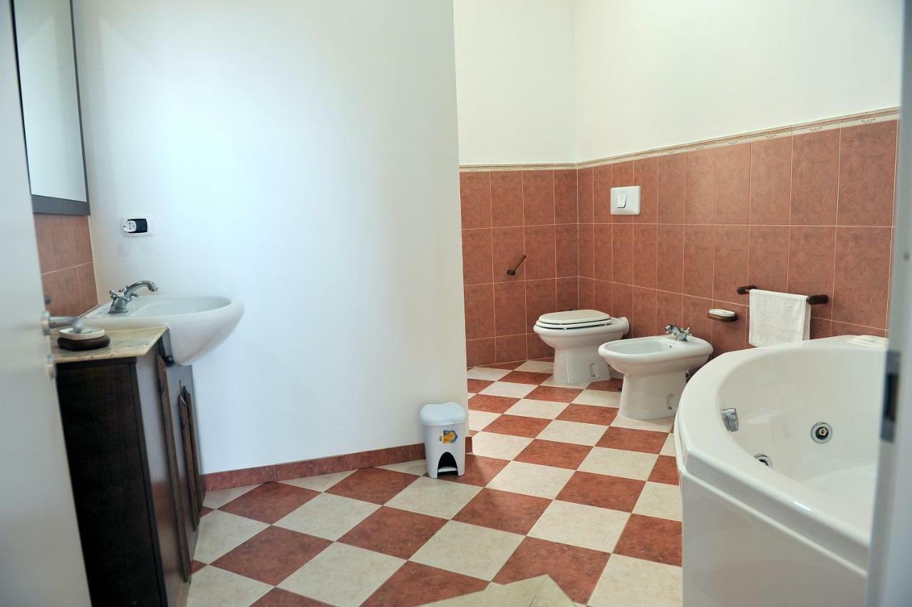 B&B Rosy Паола Екстер'єр фото